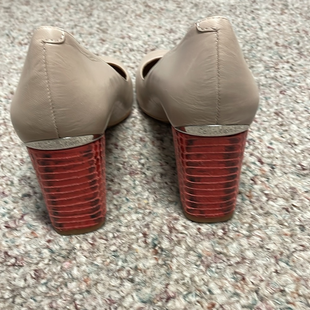 Calvin Klein block heels - Picture 6 of 8